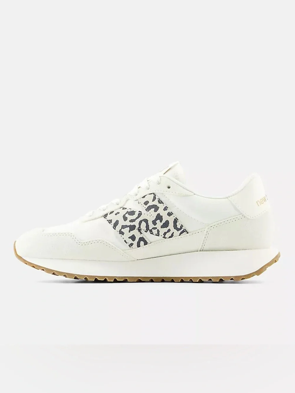 New Balance | Women’s ‘Sea Salt Black Gold Metallic’ Ivory 237 Sneakers Size 7.5